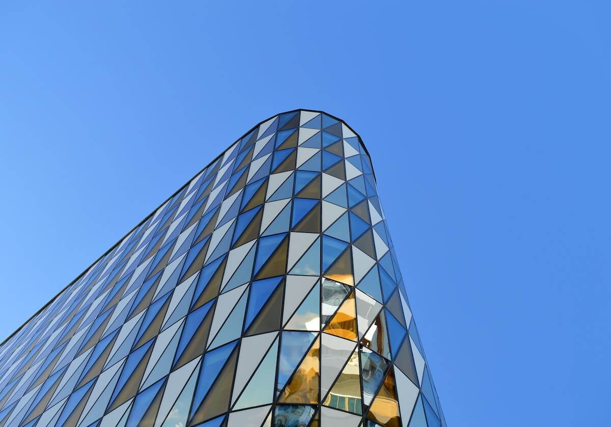 西甲官方：佩德里战莱万特轰出的世界波当选联赛8月最佳进球