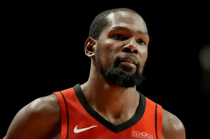 开云官网-火箭111-104战胜活塞 球员评价：3人优秀，4人良好，泰特崩盘|卡佩拉|谢泼德|底特律活塞队|约什·奥科吉|杰肖恩-泰特_新浪体育_新浪新闻