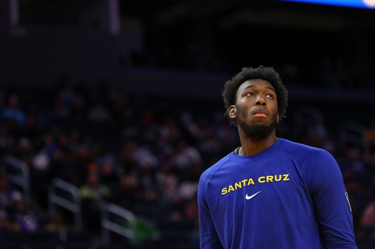 阿里纳斯：勇士王朝终结在榜眼签水了 它本该是你现在的建队基石